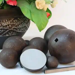 Bolas de molienda de acero con sección de corte (muestra del material)