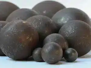 كرات طحن فولاذية بقطر 20–80 مم لمطاحن الكرات، مناسبة للتعدين والأسمنت ومحطات الطاقة.